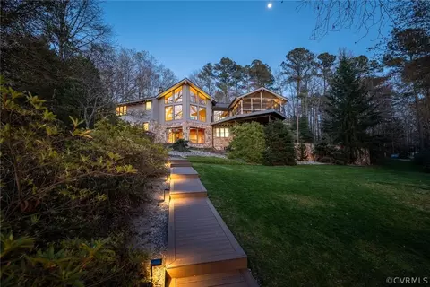 820 Colony Trl, Lanexa, VA 23089