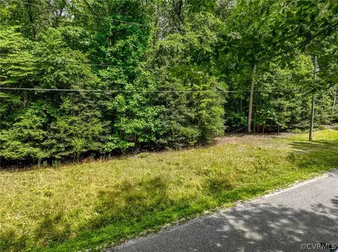 0 Lakeview Dr, Hartfield, VA 23071 photo 2