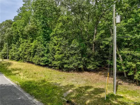 0 Lakeview Dr, Hartfield, VA 23071 photo 4