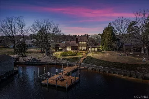 248 E Harbor Dr, Reedville, VA 22539