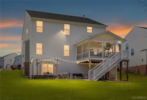 11442 Great Willow Dr, Moseley, VA 23120