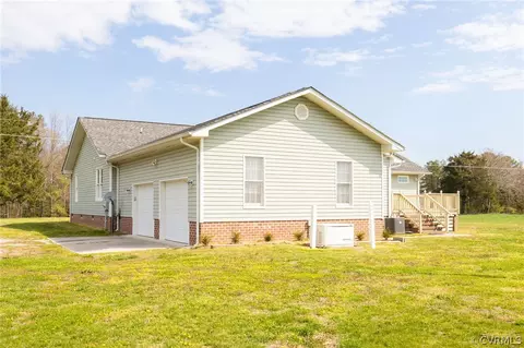 Exterior - 19801 Harris Dr, Sutherland, VA 23885 photo 12 of 17