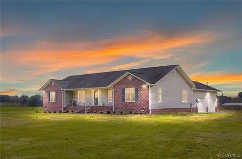 19801 Harris Dr, Sutherland, VA 23885
