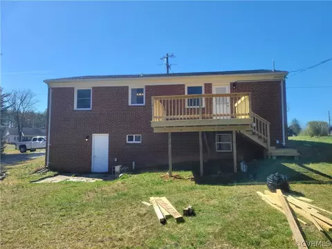 8686 Three Notch Rd, Louisa, VA 23093 photo 4