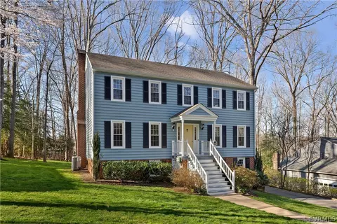 9907 Loch Banif Rd, North Chesterfield, VA 23236