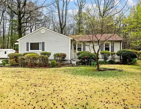 5401 Mica Dr, Prince George, VA 23875