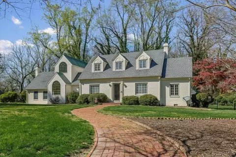 2703 Princess Anne St, Hopewell, VA 23860