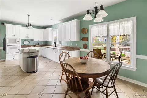 Kitchen - 2689 Kingsmere Dr, Sandy Hook, VA 23153 photo 4 of 4