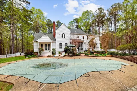 Exterior - 2689 Kingsmere Dr, Sandy Hook, VA 23153 photo 7 of 13