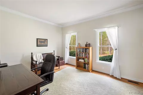 Living - 2689 Kingsmere Dr, Sandy Hook, VA 23153 photo 3 of 7