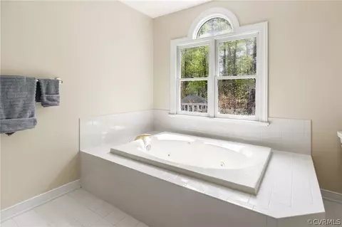 Bath - 2689 Kingsmere Dr, Sandy Hook, VA 23153 photo 4 of 6