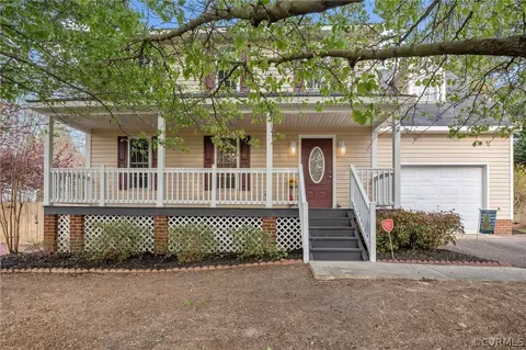 11013 Tuscola Dr, Chester, VA 23831
