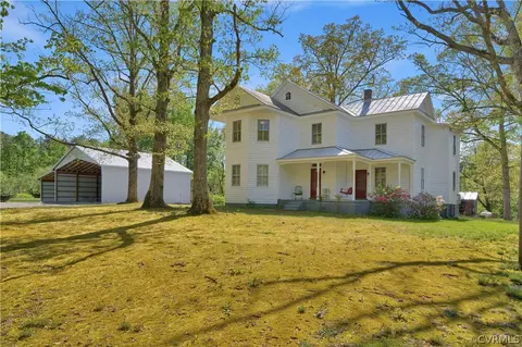 Exterior - 20011 Genito Rd, Moseley, VA 23120 photo 2 of 11