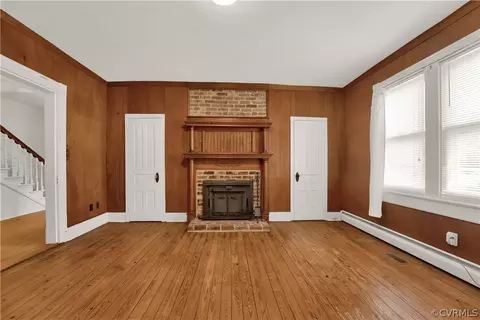 Living - 20011 Genito Rd, Moseley, VA 23120 photo 1 of 2