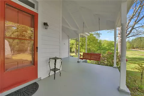 Exterior - 20011 Genito Rd, Moseley, VA 23120 photo 3 of 11