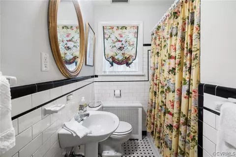 Bath - 4633 Stuart Ave, Richmond, VA 23226 photo 2 of 2