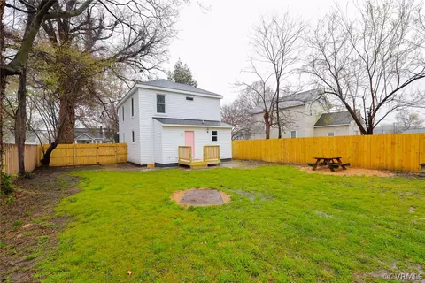 Exterior - 2409 Ingram Ave, Richmond, VA 23224 photo 7 of 8