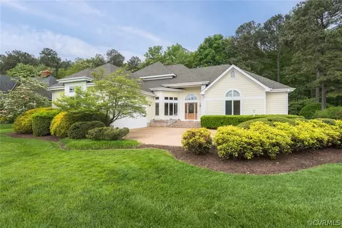 2800 Annakay Xing, Midlothian, VA 23113