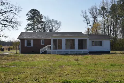 7505 Chippokes Rd, Spring Grove, VA 23881