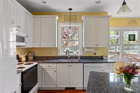 3210 Saint Stephens Way, Midlothian, VA 23113 photo 17
