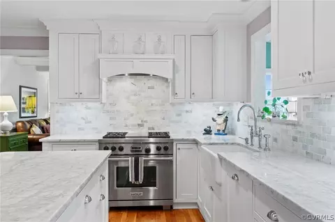 Kitchen - 14420 Chepstow Rd, Midlothian, VA 23113 photo 3 of 7