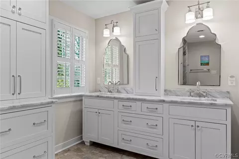 Bath - 14420 Chepstow Rd, Midlothian, VA 23113 photo 2 of 6