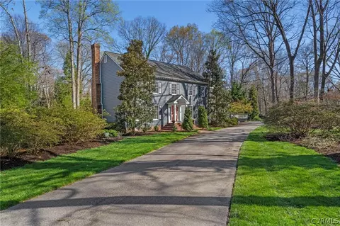 Exterior - 14420 Chepstow Rd, Midlothian, VA 23113 photo 8 of 9