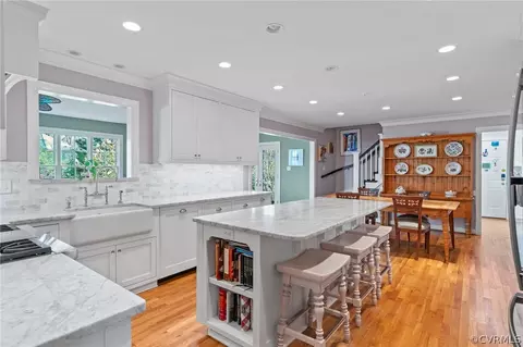 Kitchen - 14420 Chepstow Rd, Midlothian, VA 23113 photo 2 of 7