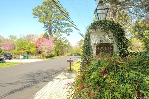 8 Roslyn Hills Dr, Henrico, VA 23229