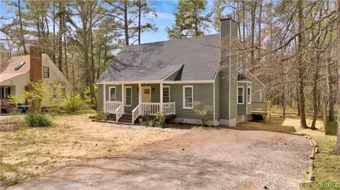 4242 Frederick Farms Dr, Midlothian, VA 23112