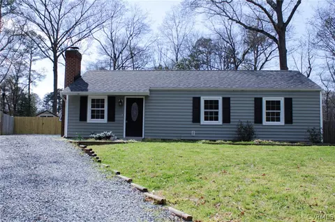 9302 Windwood Ct, North Chesterfield, VA 23237