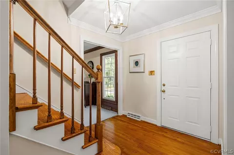 Entry Way - 2421 Wildercroft Rd, Midlothian, VA 23113 photo 3 of 4