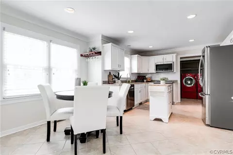 Kitchen - 3300 E Weyburn Rd, Richmond, VA 23235 photo 1 of 7
