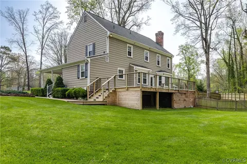 Exterior - 3300 E Weyburn Rd, Richmond, VA 23235 photo 8 of 15