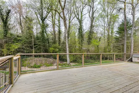 Exterior - 3300 E Weyburn Rd, Richmond, VA 23235 photo 10 of 15