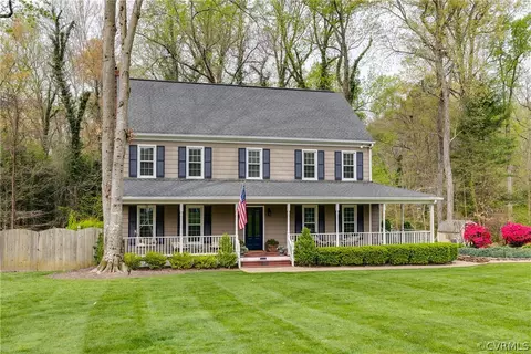 Exterior - 3300 E Weyburn Rd, Richmond, VA 23235 photo 3 of 15