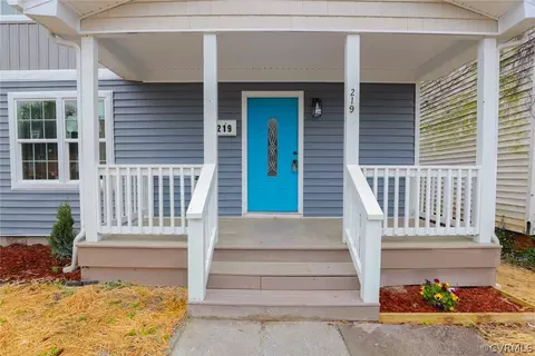 219 S Dunlop St, Petersburg, VA 23803