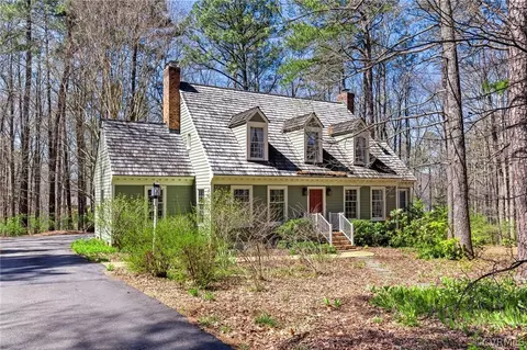 12929 River Rd, Goochland, VA 23238
