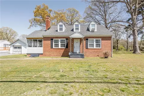 13701 Happy Hill Rd, Chester, VA 23831