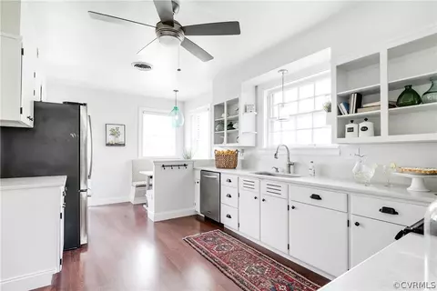 Kitchen - 4301 Dover Rd, Richmond, VA 23221 photo 2 of 2