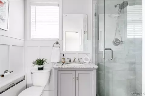 Bath - 4301 Dover Rd, Richmond, VA 23221 photo 1 of 6