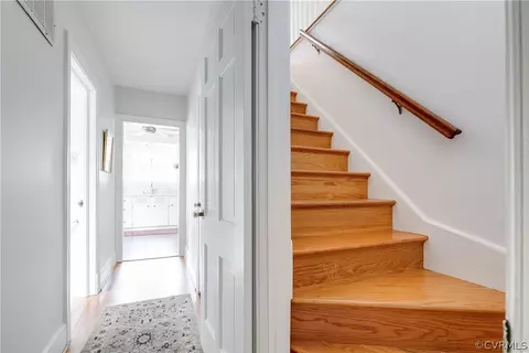 Entry Way - 4301 Dover Rd, Richmond, VA 23221 photo 4 of 4
