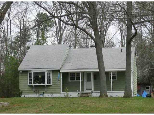 509 Old Memorial Dr, Sandston, VA 23150 photo 1