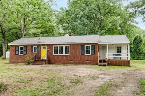 10035 Wycliff Rd, North Chesterfield, VA 23236