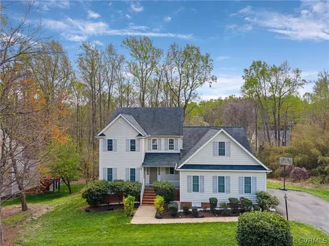 216 Pilgrim Ln, Richmond, VA 23227
