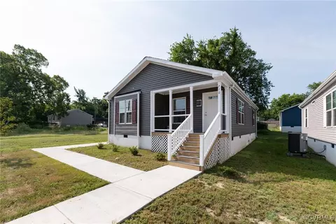 710 Wesley St, Petersburg, VA 23803