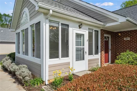 Exterior - 1317 Tannery Cir, Midlothian, VA 23113 photo 5 of 8