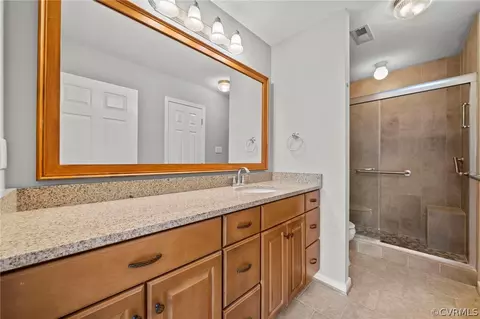 Bath - 1317 Tannery Cir, Midlothian, VA 23113 photo 1 of 3