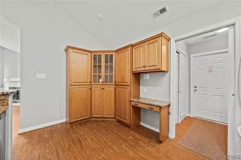 Kitchen - 1317 Tannery Cir, Midlothian, VA 23113 photo 8 of 8