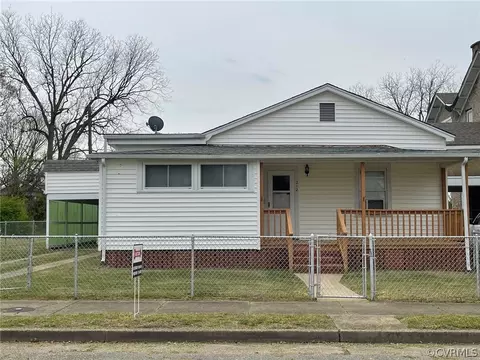 212 S 16th Ave, Hopewell, VA 23860
